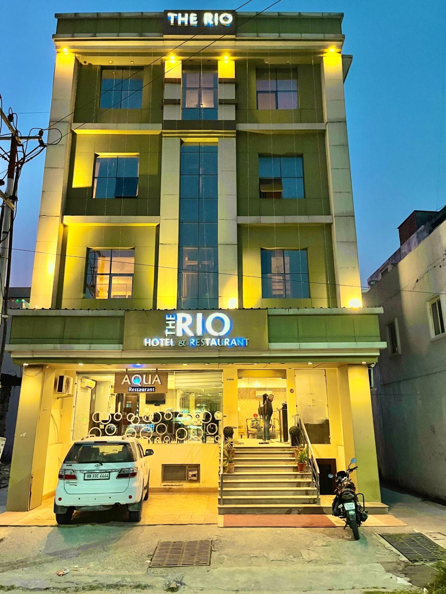 The Reo Luxury Hotel - Haridvár Kültér fotó